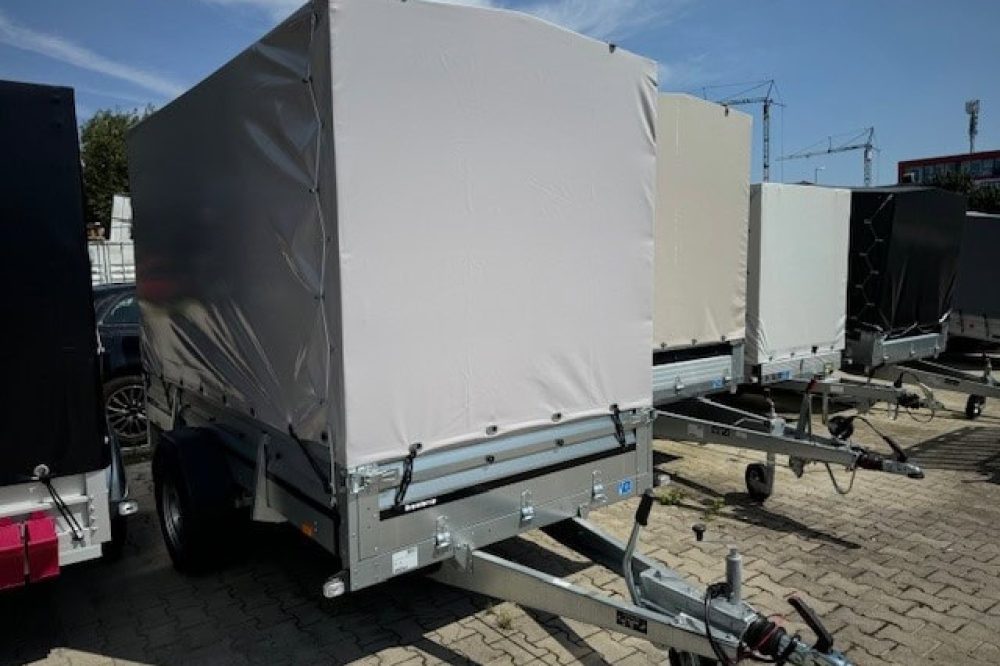 Brenderup_2300SB_Hochplane_1