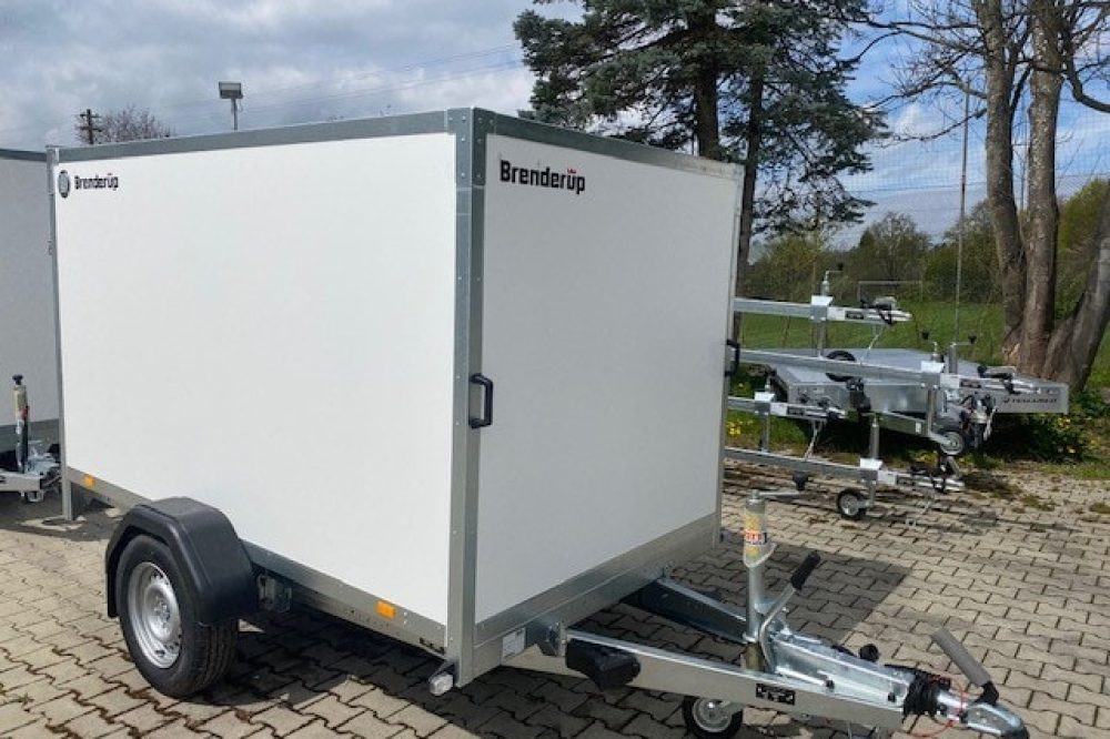 Brenderup_Koffer_CD260WBR1300_Rampe_1