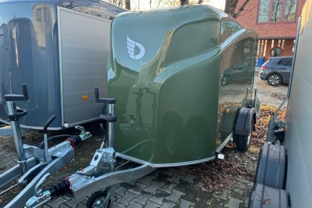 Cargo1300_Olivgrün_1