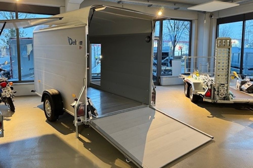 Roadster400_Weiß_Winderaktion+Regal_1